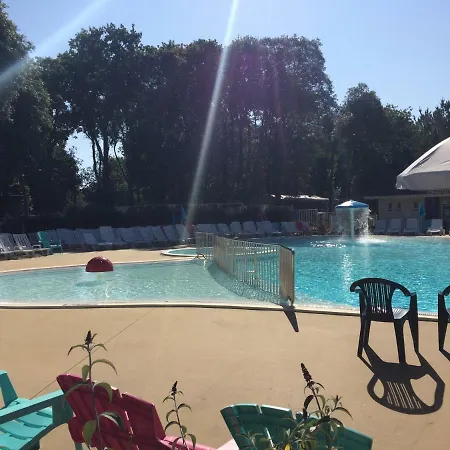 Camping Mobil-home 6/8 Personnes, Camping 4 étoiles *